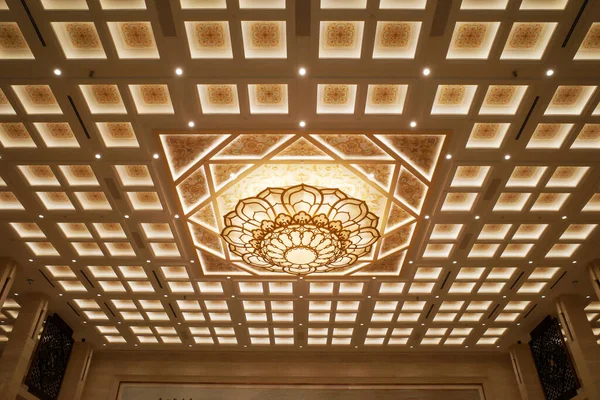 Beautiful Ceiling Lamp Pattern — Stock Photo, Image