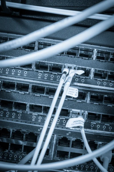 Glasfaser-Netzwerk-Server — Stockfoto