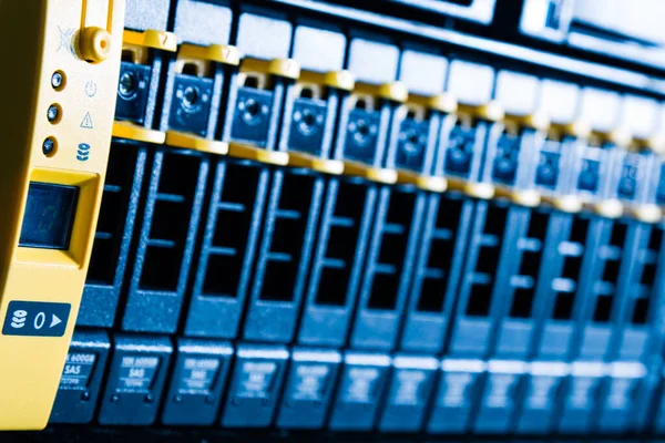Row Hard Drives Serving Data Storage Server Room — Stock Photo, Image