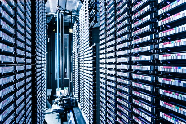 Linhas Hardware Nuvem Dados Dentro Data Center — Fotografia de Stock