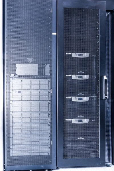 Server Rack Inuti Datacenter Internetleverantör — Stockfoto