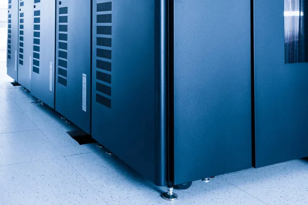 Server Rack Inuti Datacenter Internetleverantör — Stockfoto
