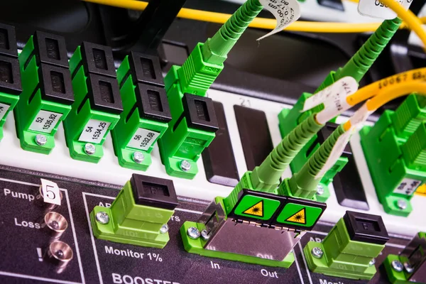 Närbild Internet Data Switch Inne Serverrummet — Stockfoto