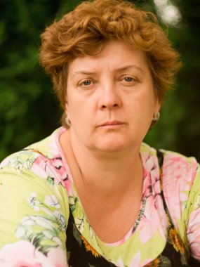yaşlı kadın