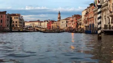 Venedik grand canal gece