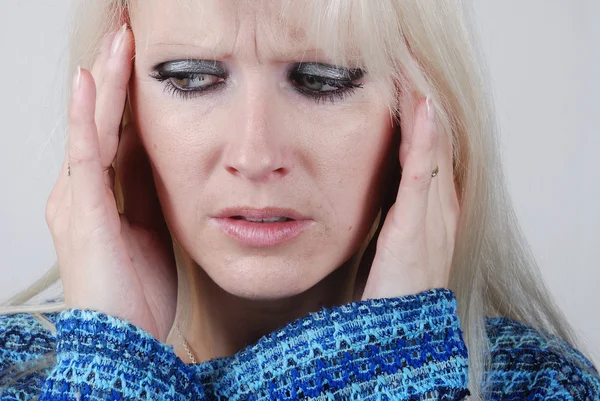 Retrato de una mujer con un problema — Foto de Stock