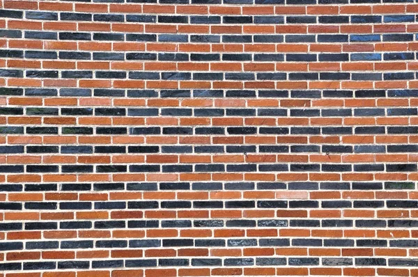 Solid wall made of brick — Stock Photo, Image