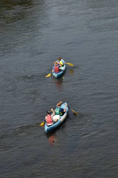 Touristes Canot Sur Rivière Dordogne — Photo