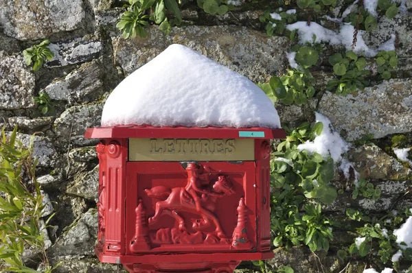 Vintage Red Mailbox Snow — Stock Photo, Image