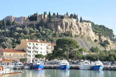 Cassis Limanı.