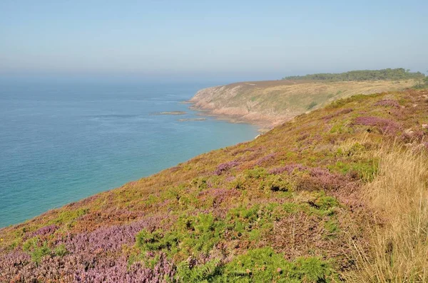 Kaptan d 'Erquy, Lourtuais plajı.