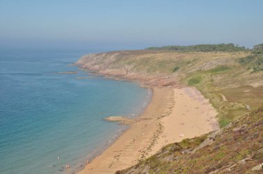 Kaptan d 'Erquy, Lourtuais plajı.