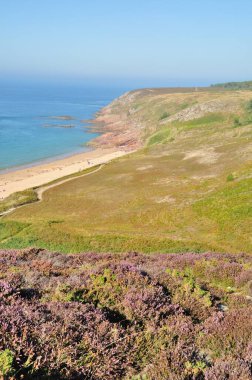 Kaptan d 'Erquy, Lourtuais plajı.