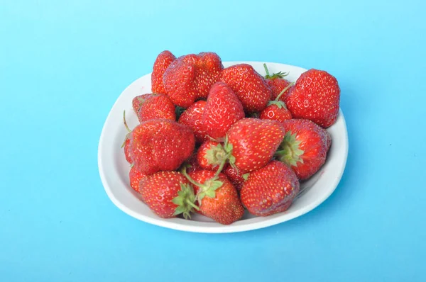 Strawberries Plate Blue Background — Foto de Stock