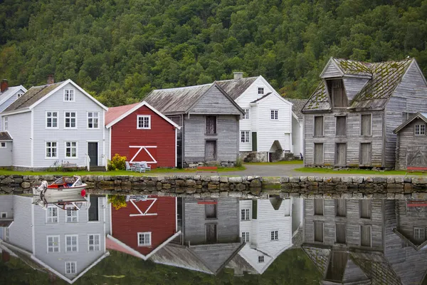 Noordse visserij huizen — Stockfoto