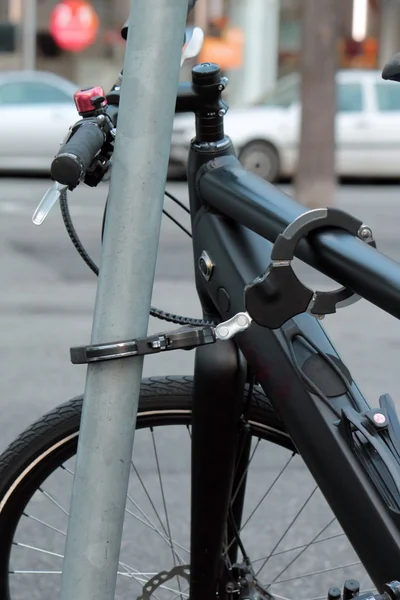 Hangslot voor fiets — Stockfoto
