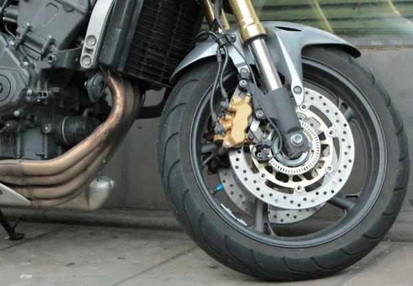 Front wheel of a motorbike — Stock Photo, Image