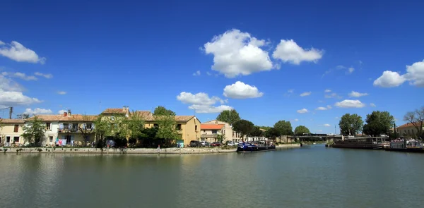 Aigues-Mortes canal, Camargues, France — Stock Photo, Image