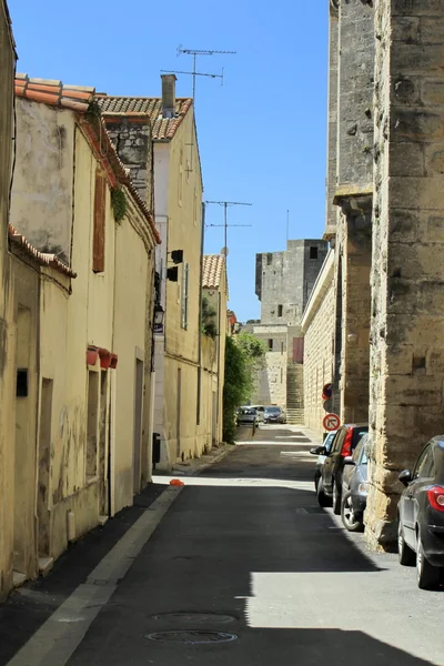 Straat in aigues-mortes, Frankrijk — Stockfoto