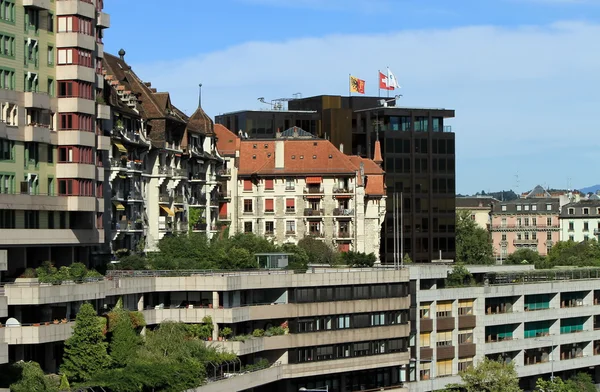 Современные здания, Женева, Швейцария — стоковое фото