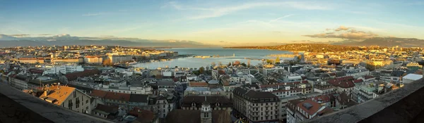 Genebra cidade e lago panorama, Suíça — Fotografia de Stock