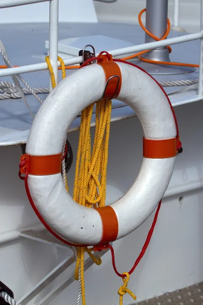 Life preserver on a boat — Stock Photo, Image