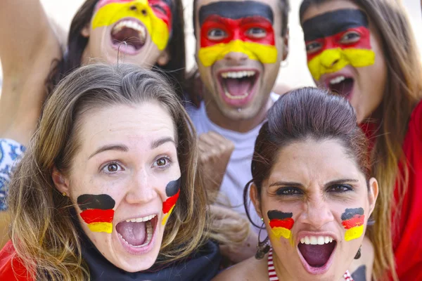 Deutsche Fußballfans feiern Sieg — Stockfoto