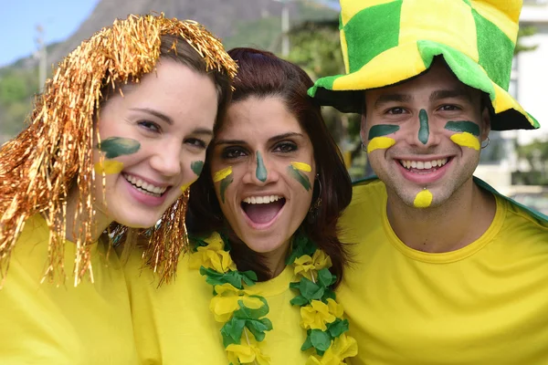 Fãs de futebol brasileiro — Fotografia de Stock