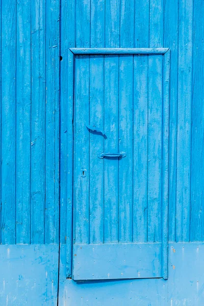 Intemperie Blu Legno Magazzino Porta Modello Texture Sfondo — Foto Stock