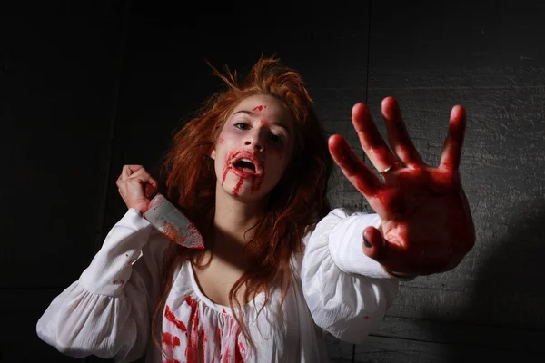 Horror Themed Image With Bleeding Freightened Woman — Stock Photo, Image