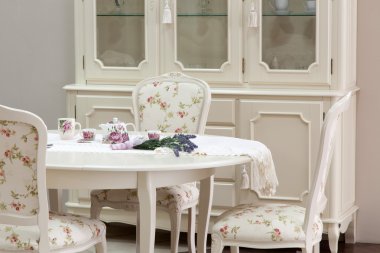 modern yemek masası