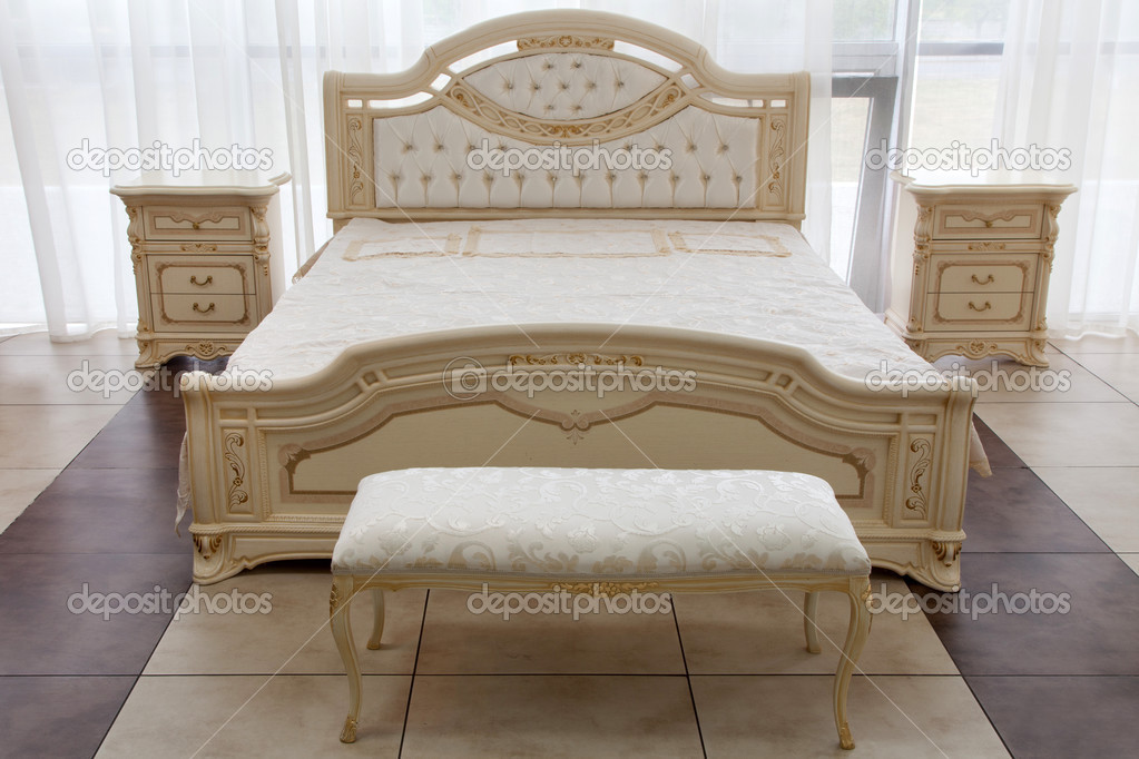 modernen italienischen Stil Schlafzimmer — Stockfoto © gdolgikh ... modernen italienischen Stil Schlafzimmer — Stockfoto © gdolgikh ...
