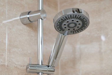 Duş kafa yakın çekim