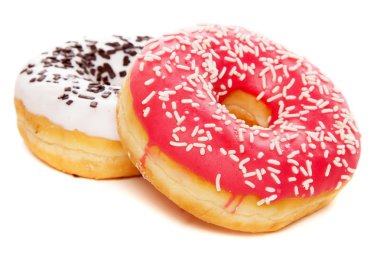 ahşap bir masa üzerine lezzetli börekler