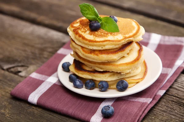 Delicious pancakes with blueberry and mint — Stock Photo, Image