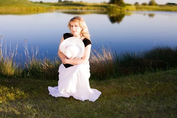 Mujer romántica — Foto de Stock