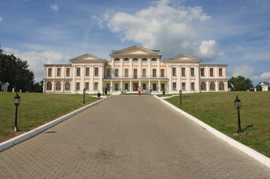 dubrovitsy eski manor