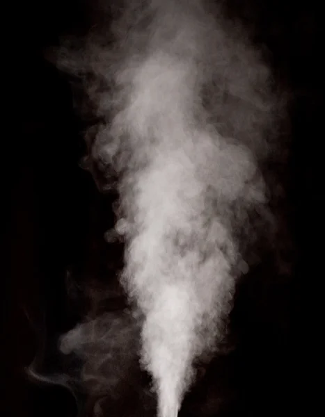 黑色背景上的白色蒸汽 — 图库照片