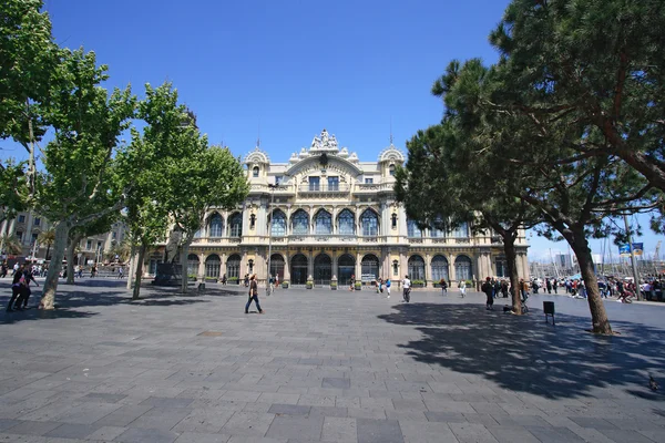 Administration building in Port Vell of Barcelona — Stock Photo, Image