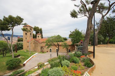 Barcelona'da poble espanyol Roma Kilisesi