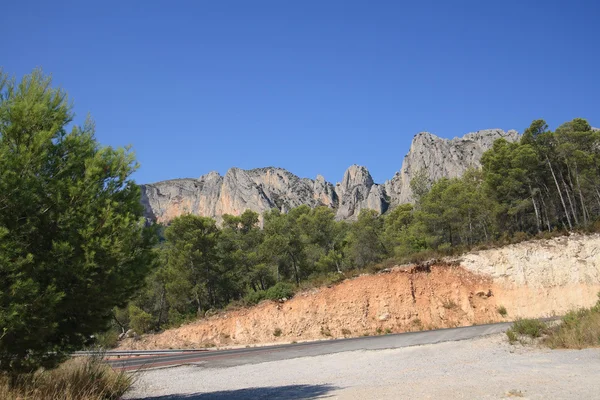 Valencian landscape with mountain road — Stock Photo, Image