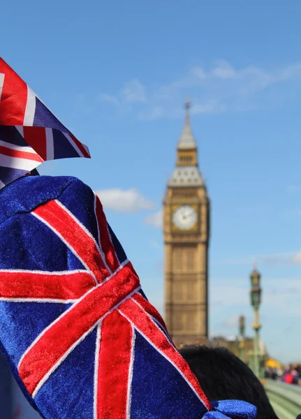 De Big ben met vlag — Stockfoto