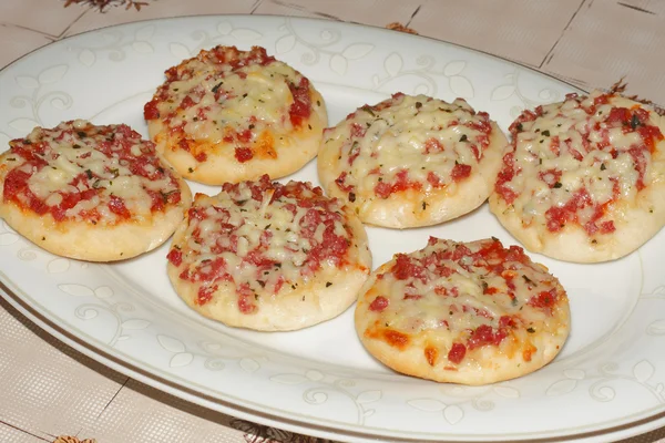 Mini pizza — Stok fotoğraf