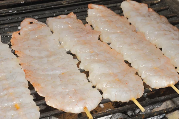 Shrimp skewers — Stock Photo, Image