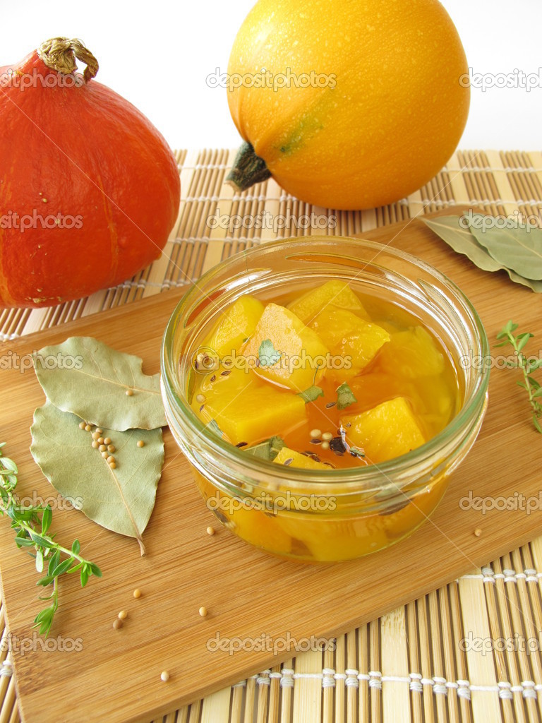 Тыква в маринаде. Тыква рецепт приготовления на зиму. Тыква рецепт приготовления на зиму. Компот из тыквы на зиму. Маринованная тыква рецепт.