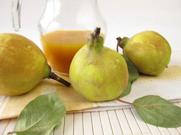 Quince syrup — Stock Photo, Image