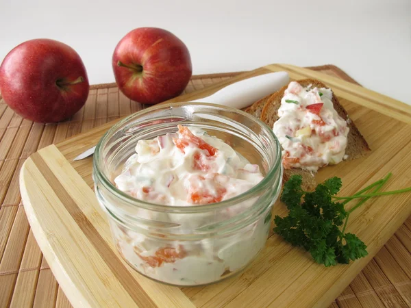 Homemade salad with apple and salmon — Stock Photo, Image