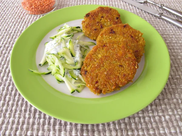 Hamburguesa vegetariana de lentejas rojas — Foto de Stock