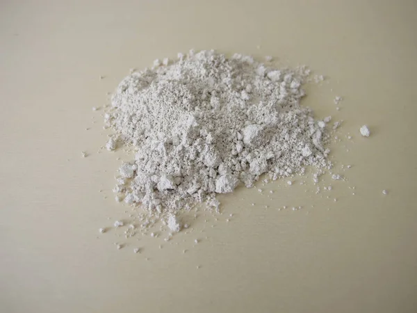 White Slurry Chalk Powder Peeling Mask Wooden Board — Foto de Stock