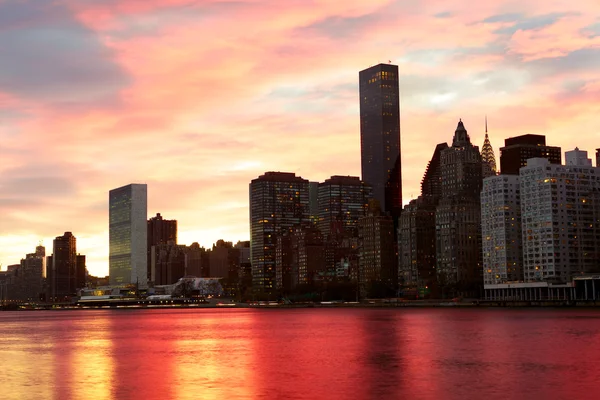 日落时的纽约 — 图库照片